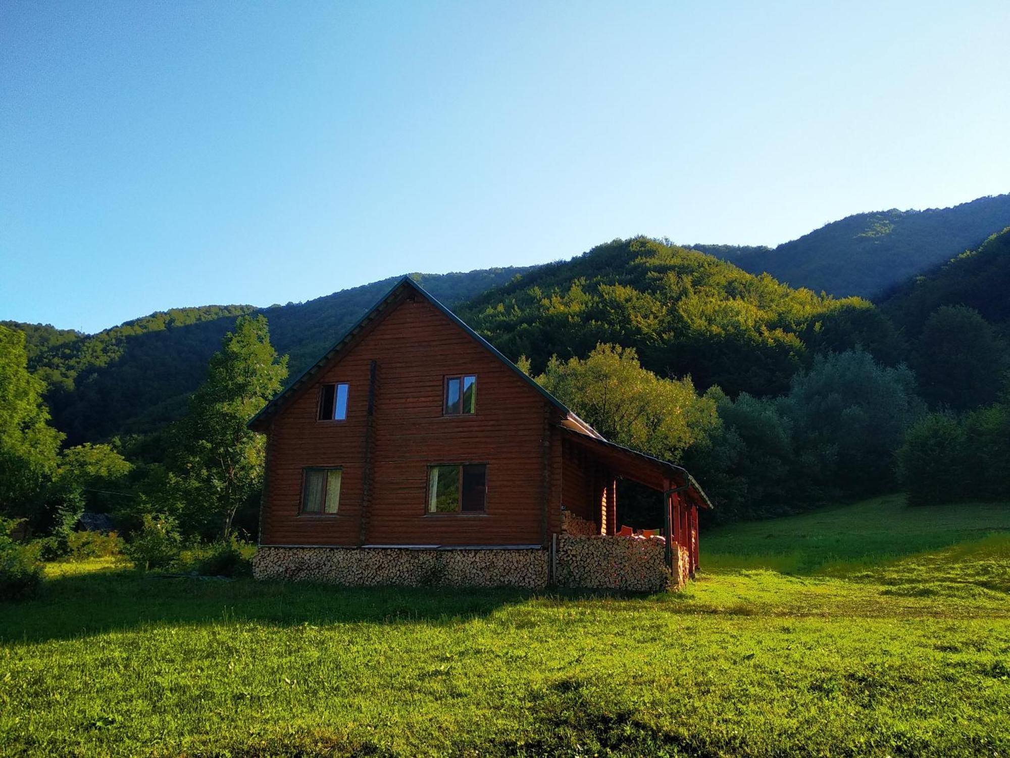 закарпатский сруб * Krasna (Transcarpathia)